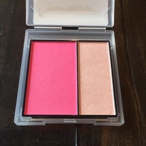 Ripe Watermelon mineral cheek color duo